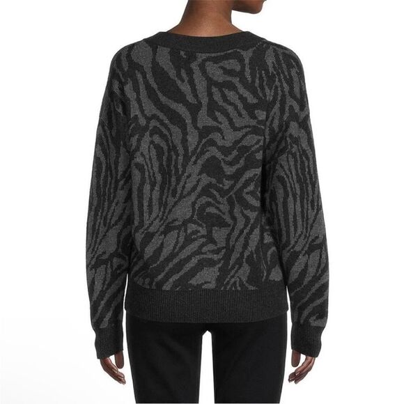 Naadam Black & Plum Wool/Cashmere Blend Animal Jacquard V-neck Sweater Small NWT - Picture 10 of 10